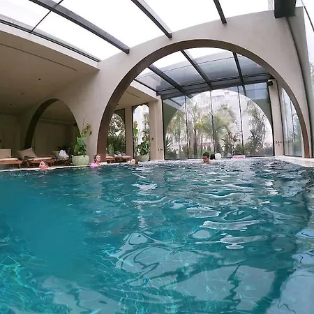 Apartment Vela Beachfront Private Terrace Golem (Tirana)