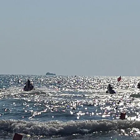 Apartment Vela Beachfront Private Terrace