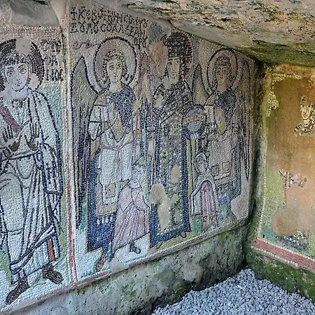 Appartamento Vela Beachfront Private Terrace *