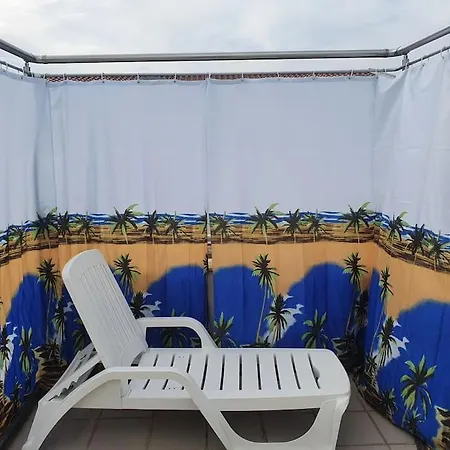 Golem Vela Beachfront Private Terrace Apartment Golem (Tirana)