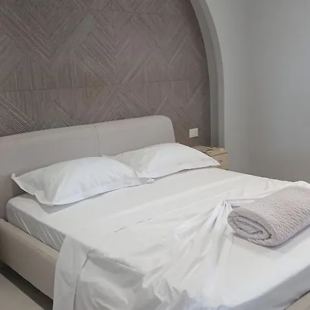 Golem Vela Beachfront Private Terrace Golem (Tirana)