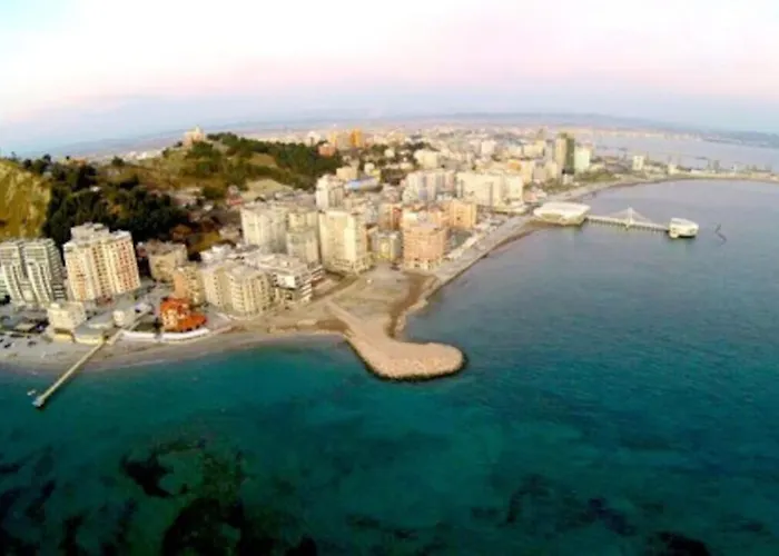 Vela Beachfront Private Terrace 公寓 格勒姆